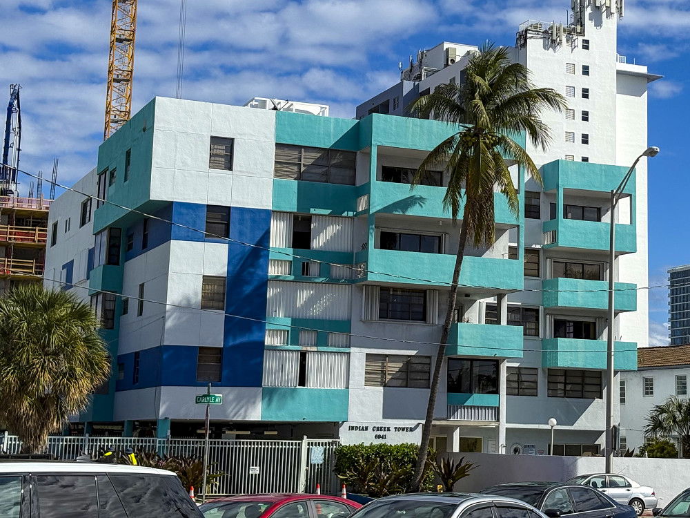 Indian Creek Tower Condo - 1